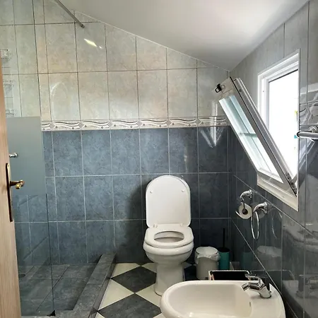 Maria